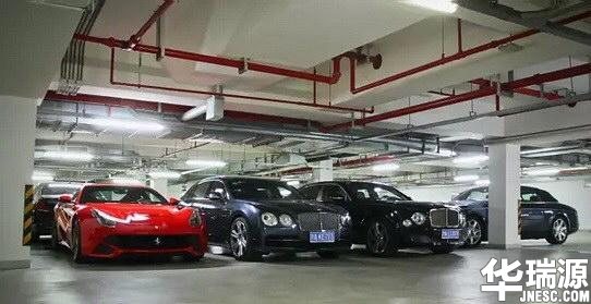 羡慕嫉妒恨 ? 王思聪车库堆满豪车，价值惊人 !