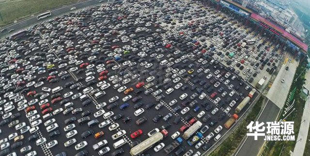 汽车保养维护|堵车时这么做,省油又省心