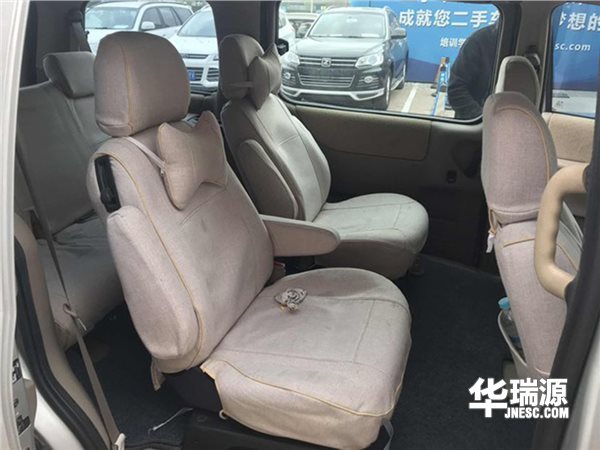 别克GL8 自动豪华型,动力强劲,空间舒适