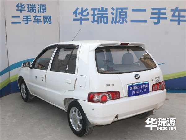 想买个万把块钱的二手车该如何选?