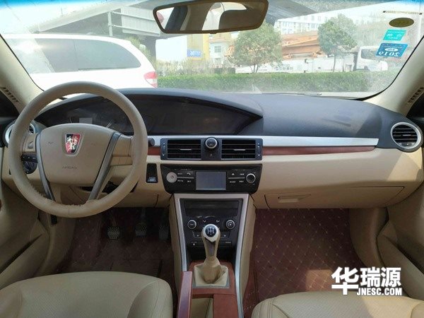 4万元买荣威550,车内空间大,动力强劲