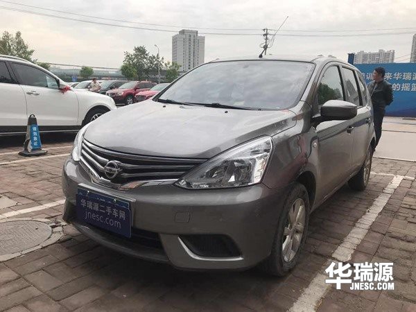 功能性两厢轿车—日产骊威，车子的状况出色，仅需5.25万