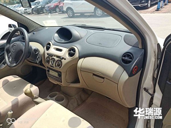 一汽威姿，精灵小车，穿梭都市，灵活善变