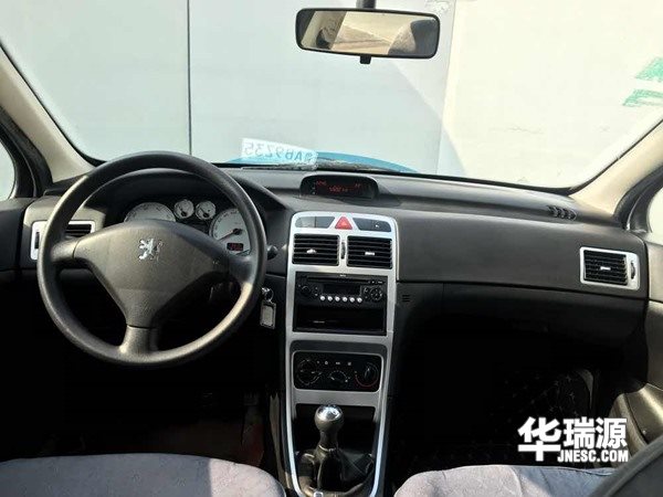 东风标致307,三厢,内饰干干净净,表显真实
