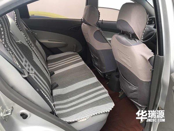 1.98万买三厢赛欧,表显真实,车子的状况好