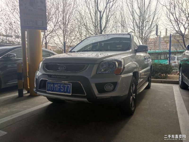 二手起亚狮跑2013款 排量2.0L手动 两驱 GLS 价格4.10万