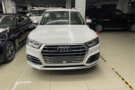 雅安二手奥迪Q5L 2019款 奥迪Q5L 40 TFSI 荣享时尚型