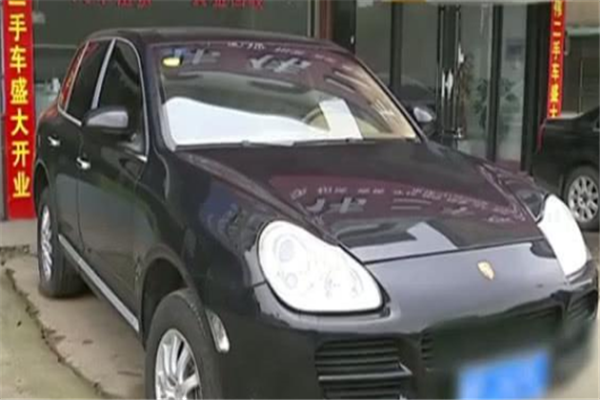 大叔突发奇想,“顺便”买了台二手车,回到家才想起自己没驾照!