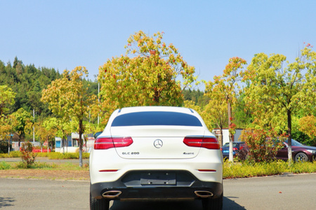 昭通二手奔驰GLC轿跑 2018款 GLC 200 4MATIC 轿跑SUV