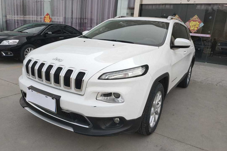 菏泽二手Jeep自由光 2017款 2.0L 两驱 优越版