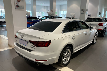 保山二手奥迪A4L 2018款 30周年版 40 TFSI 进取版