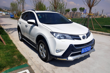 定西二手丰田RAV4荣放 2013款 2.5L 手自一体 精英版