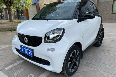 石嘴山二手smart fortwo 2015款 1.0L 52千瓦硬顶激情版