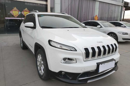 菏泽二手Jeep自由光 2017款 2.0L 两驱 优越版