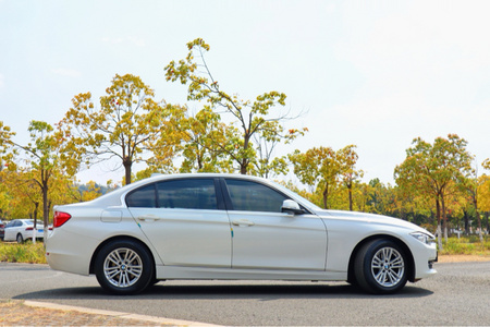 保山二手宝马3系 2014款 320Li 2.0T 手自一体 时尚型