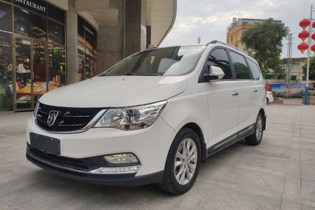 十堰二手宝骏730 2015款 1.8L 手动 舒适型 ESP版 7座