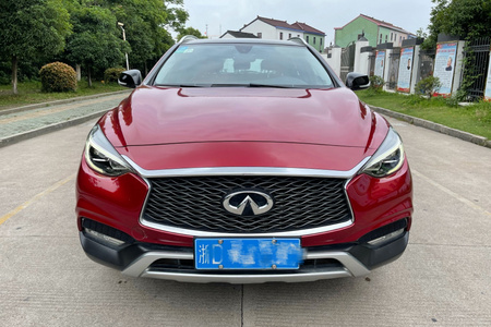绍兴二手英菲尼迪QX30 2017款 2.0T 双离合 四驱 运动版
