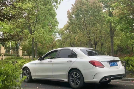 绍兴二手奔驰C级 2019款 C 180 L 动感版 运动轿车