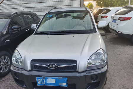 衡阳二手现代途胜 2009款 2.0L 手动 两驱 舒适版